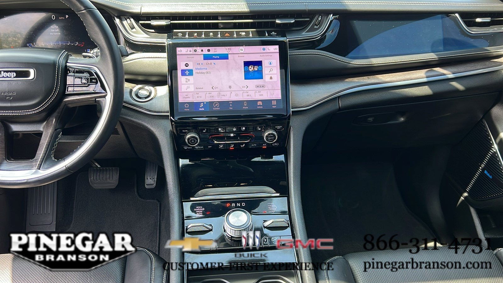 2022 Jeep Grand Cherokee Overland