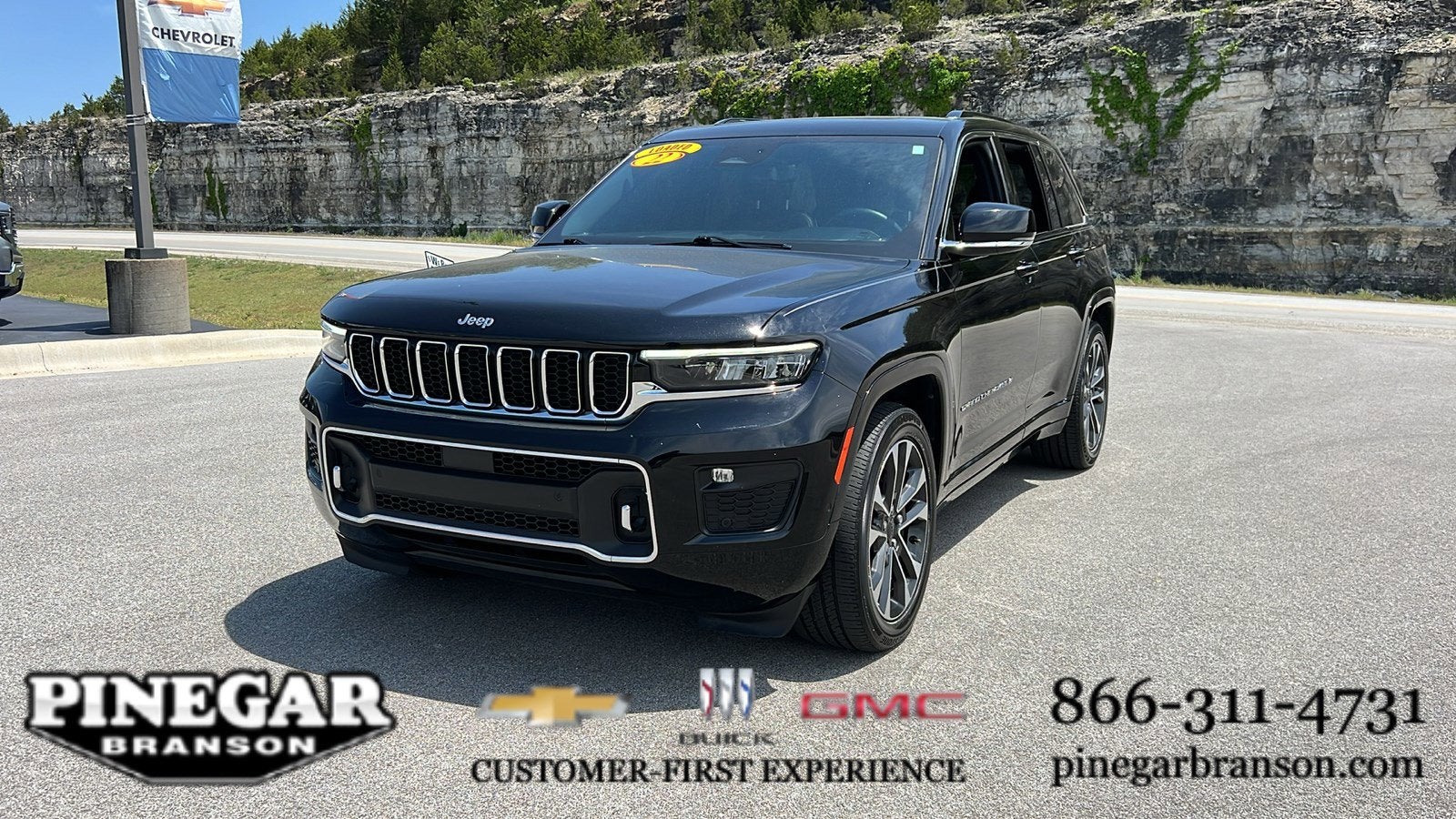 2022 Jeep Grand Cherokee Overland