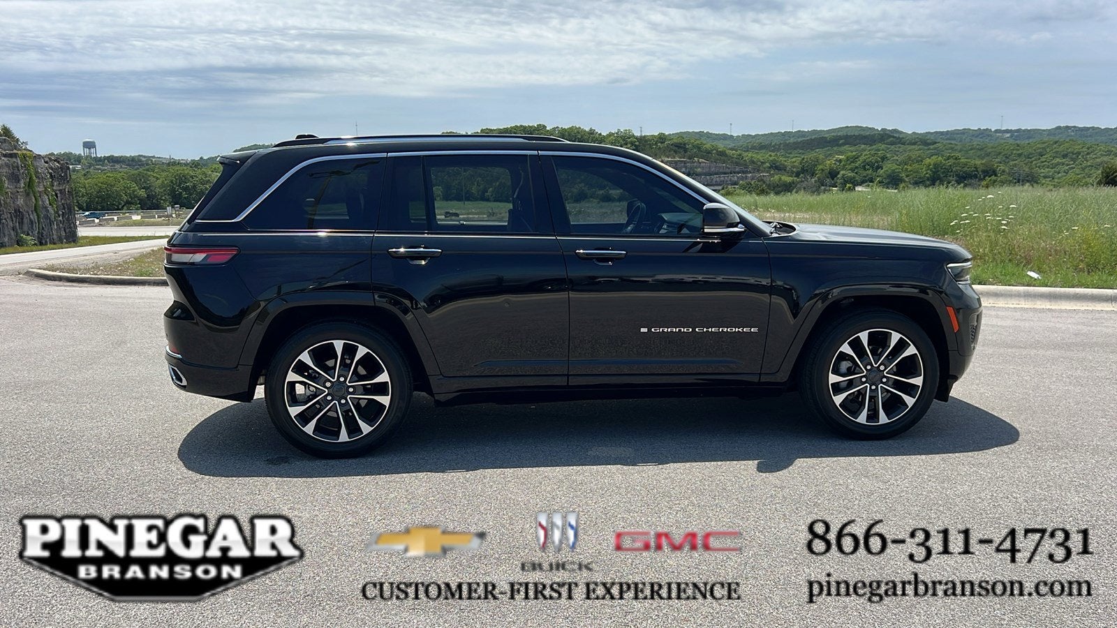 2022 Jeep Grand Cherokee Overland