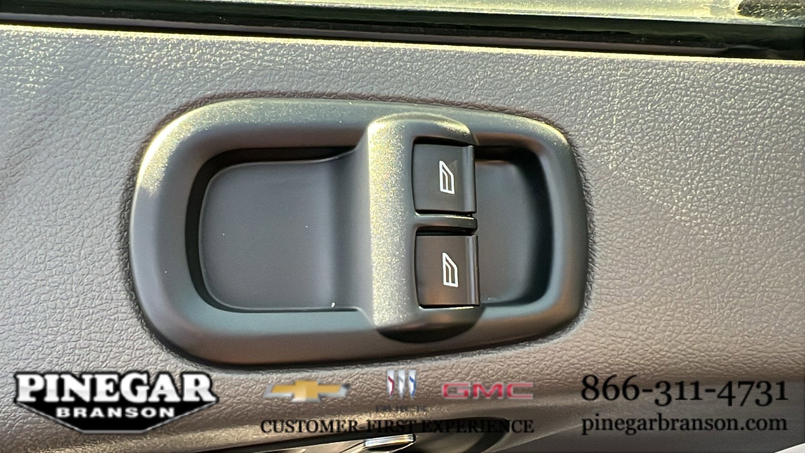 2024 Ford Transit Passenger Wagon XL