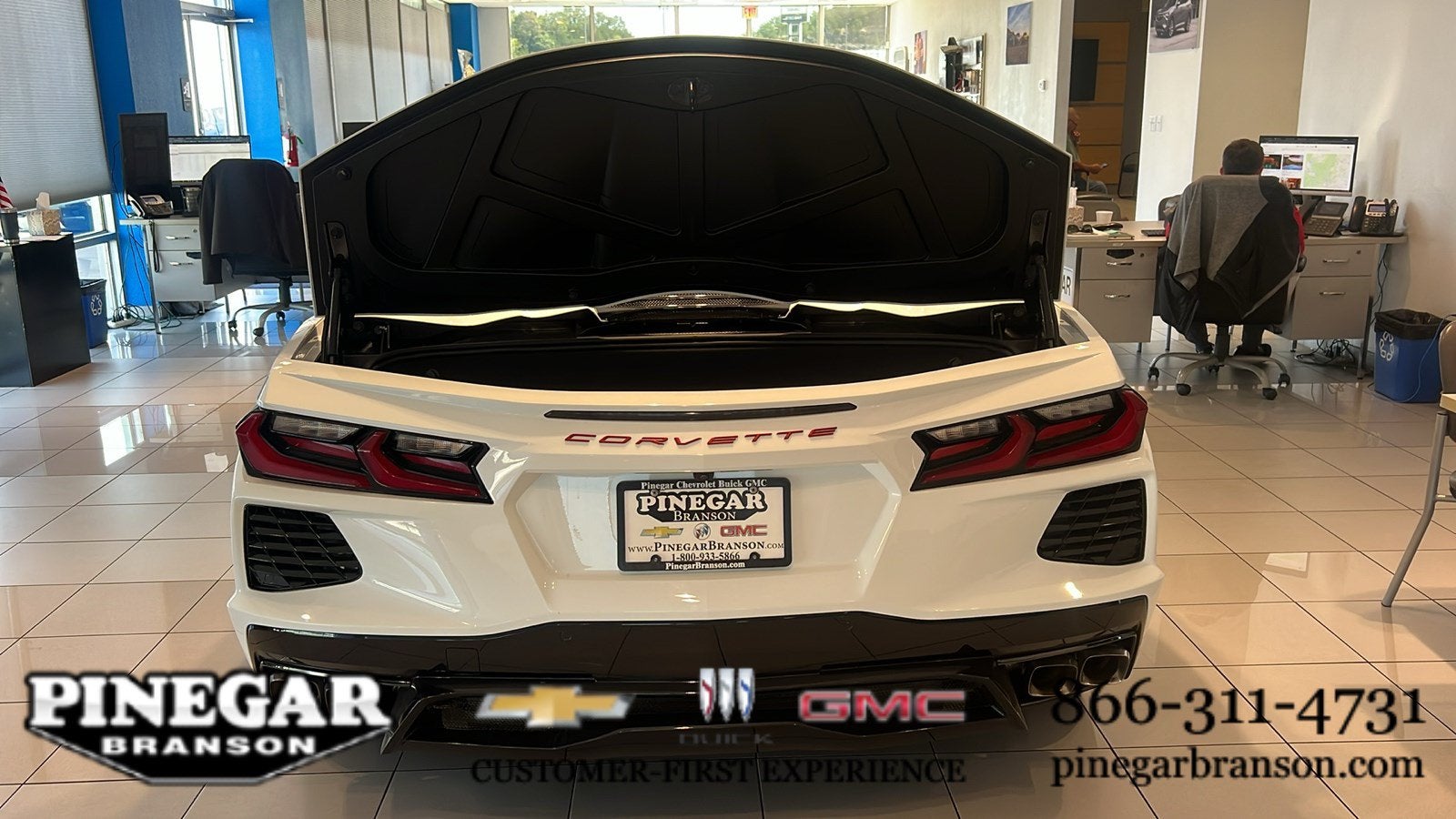 2024 Chevrolet Corvette Stingray 2LT