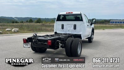 2026 GMC Sierra 3500 HD Chassis Cab Pro