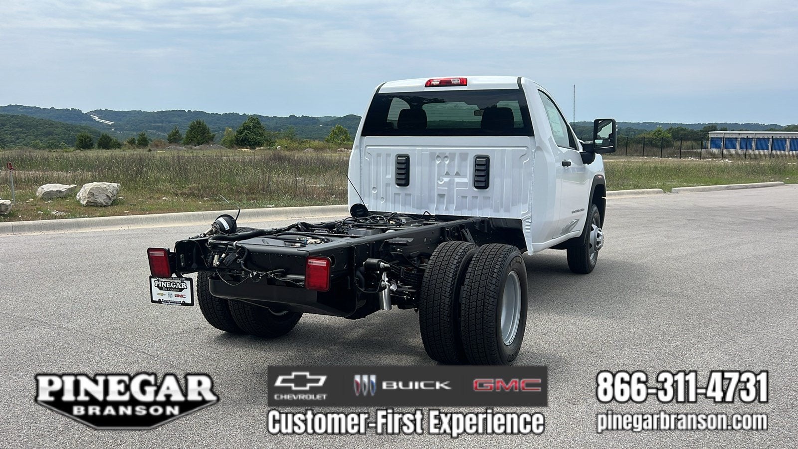 2026 GMC Sierra 3500 HD Chassis Cab Pro