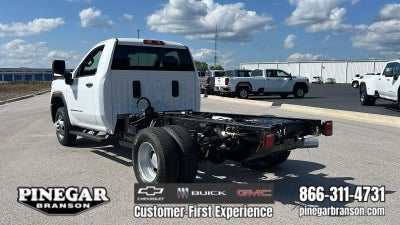 2026 GMC Sierra 3500 HD Chassis Cab Pro