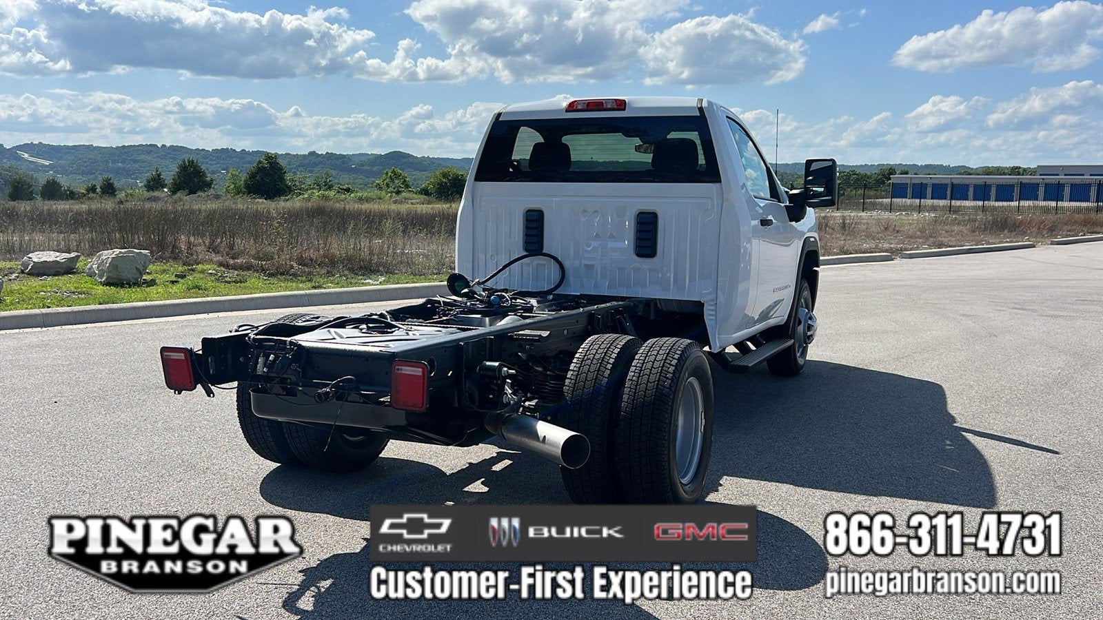 2026 GMC Sierra 3500 HD Chassis Cab Pro
