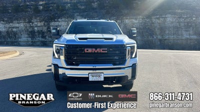 2026 GMC Sierra 3500 HD Chassis Cab Pro