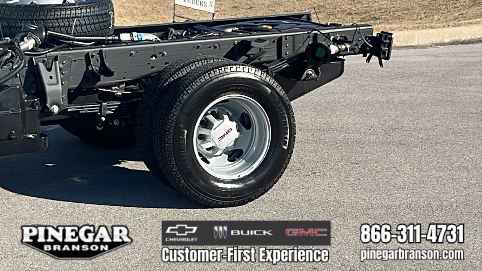 2026 GMC Sierra 3500 HD Chassis Cab Pro
