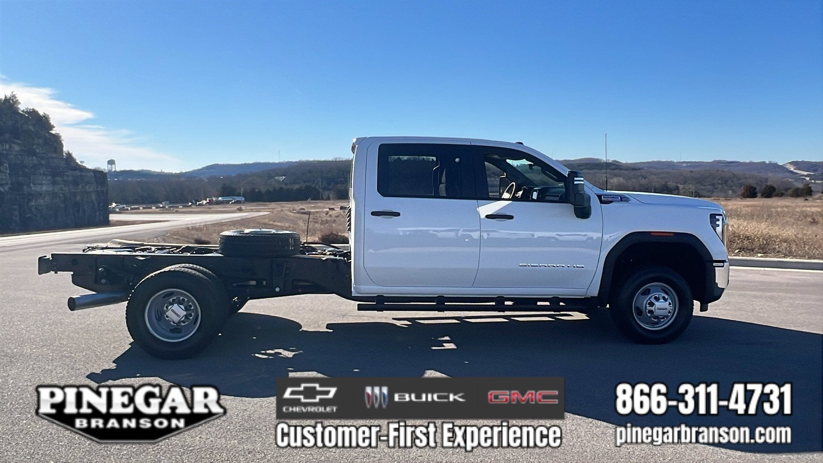 2026 GMC Sierra 3500 HD Chassis Cab Pro