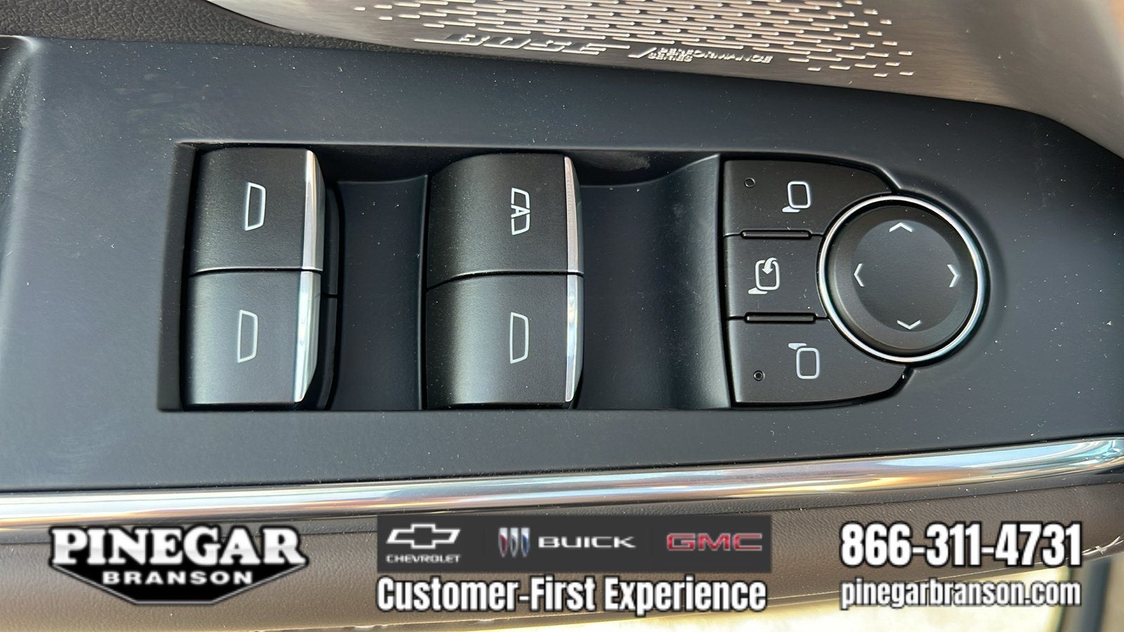 2027 GMC Acadia Denali Ultimate