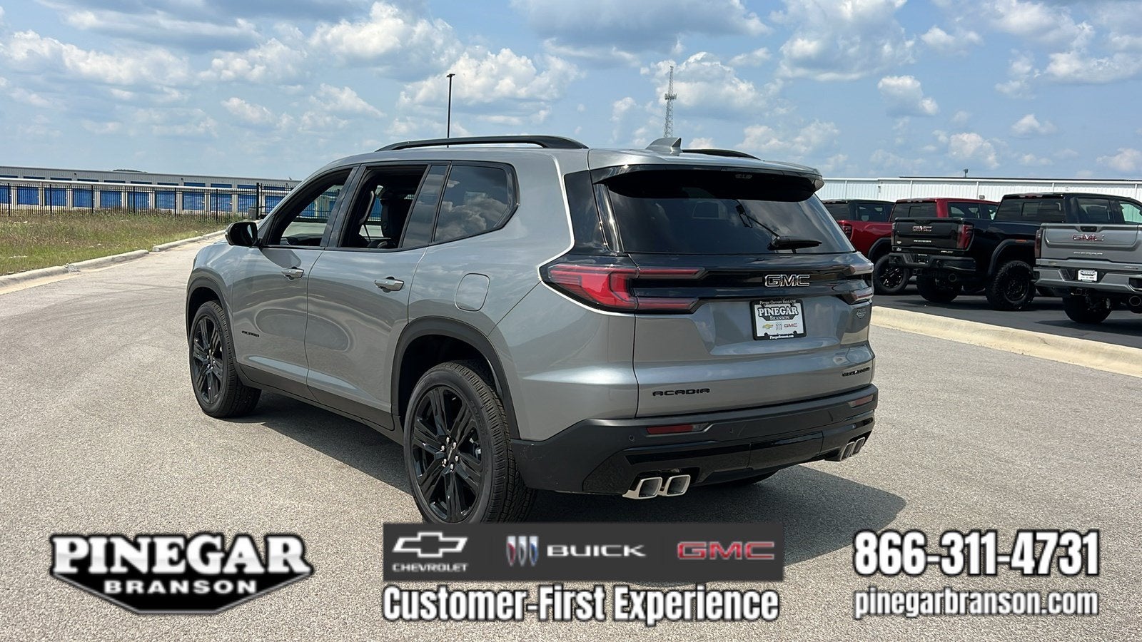 2026 GMC Acadia Elevation