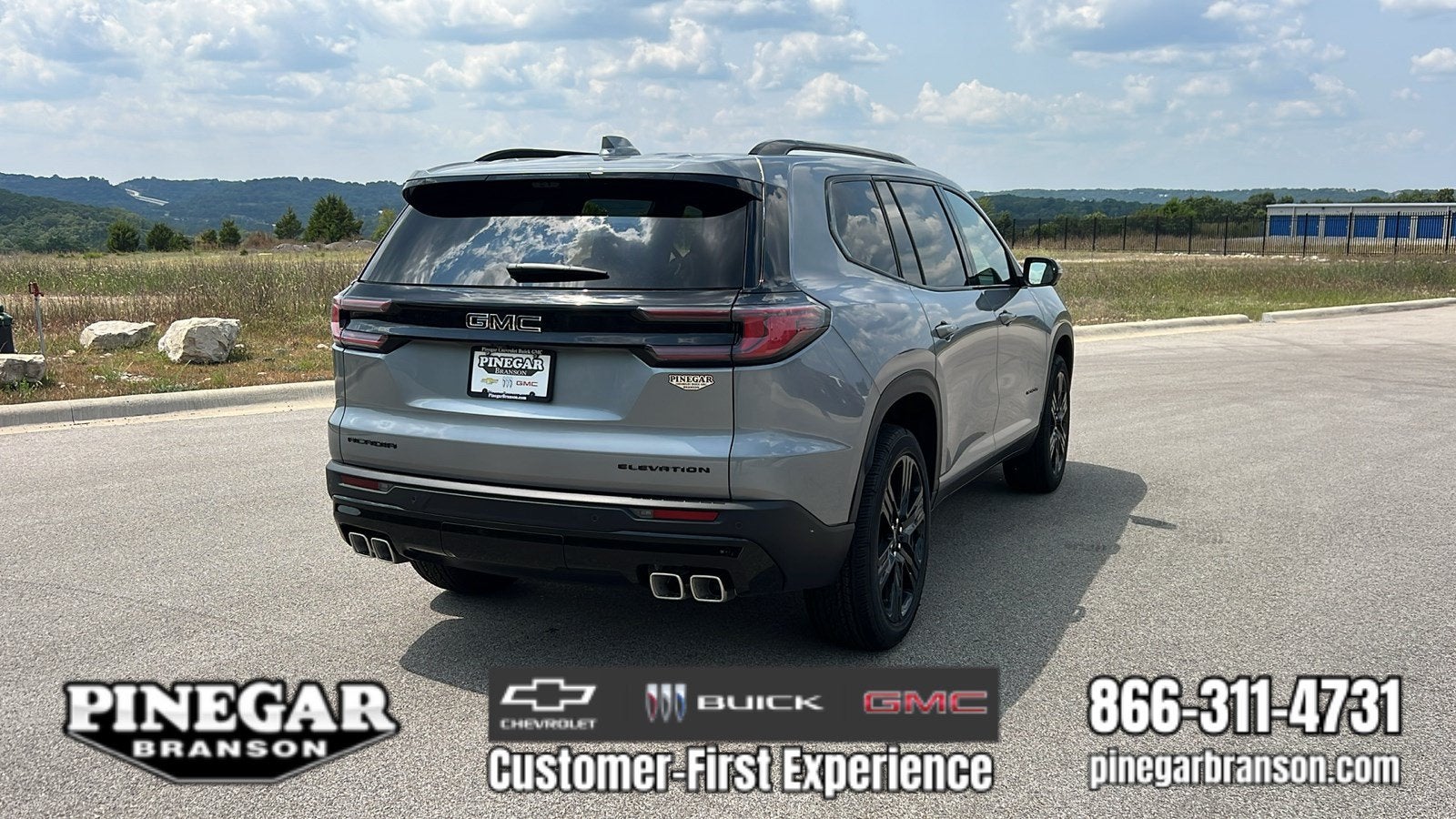 2026 GMC Acadia Elevation