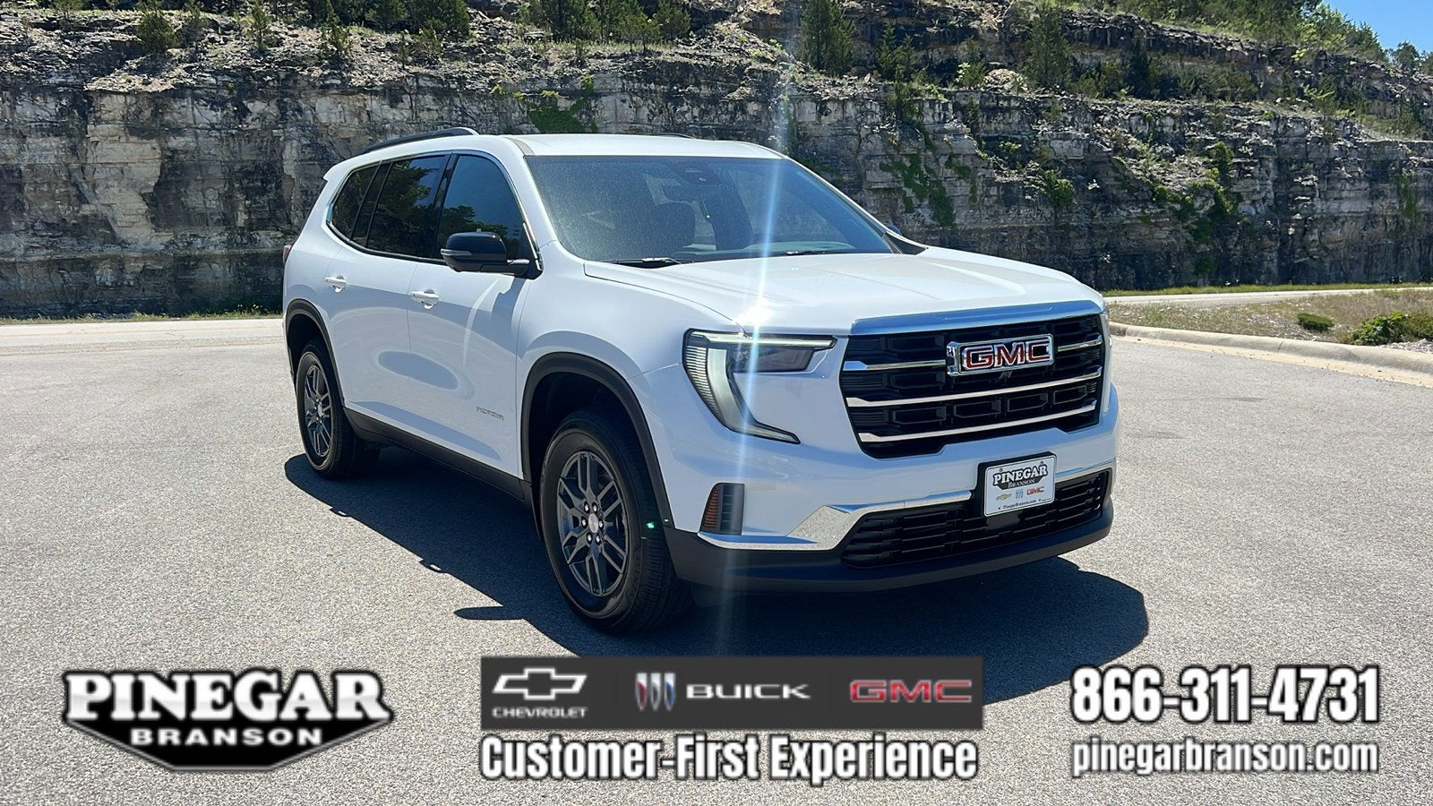 2026 GMC Acadia Elevation