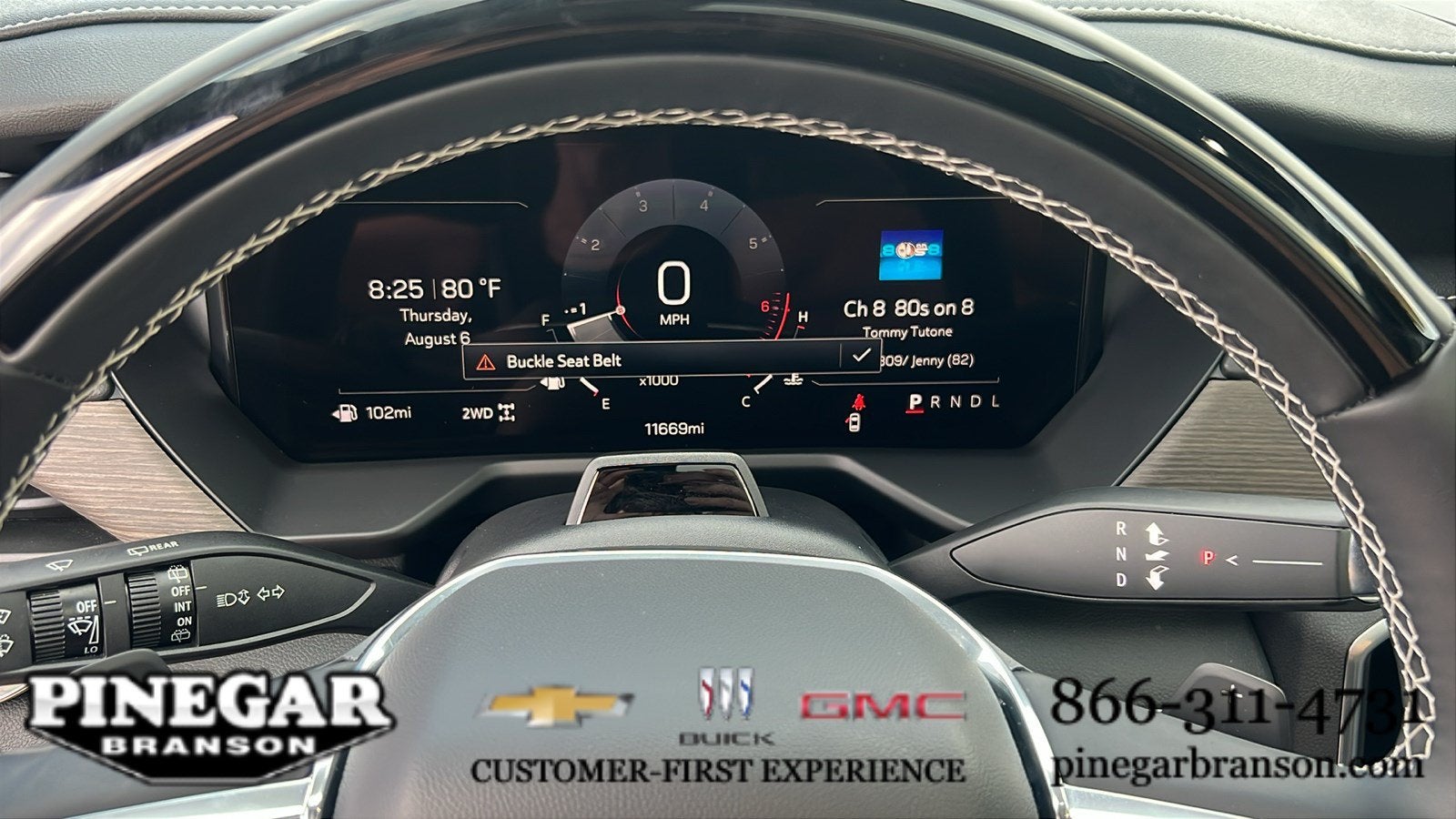 2025 GMC Acadia Denali