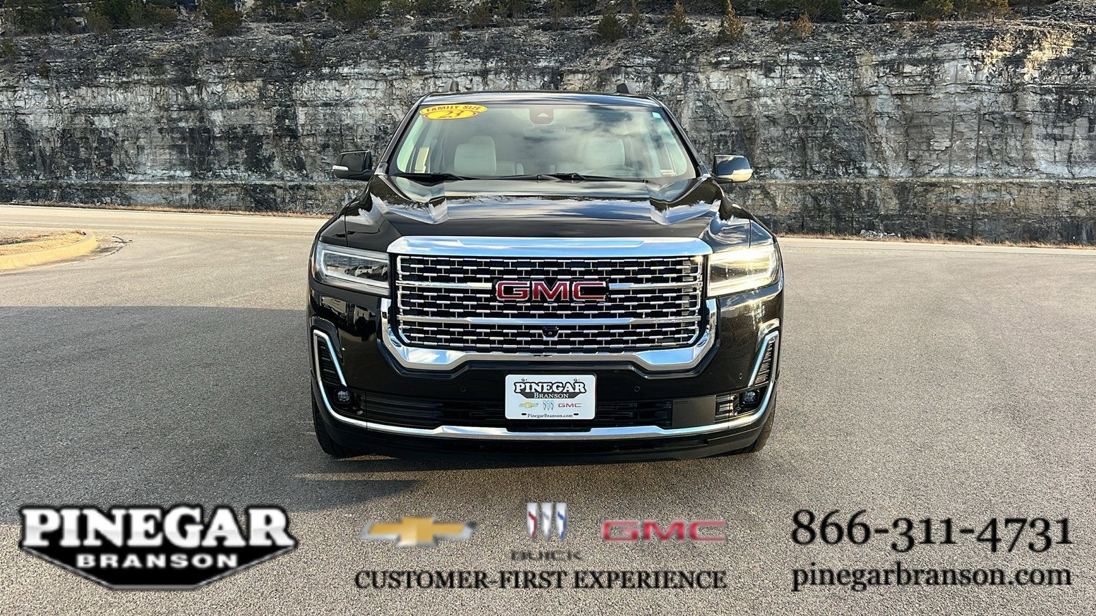 2023 GMC Acadia Denali