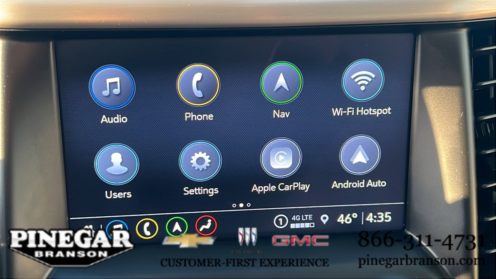 2023 GMC Acadia Denali