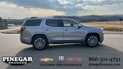 2023 GMC Acadia Denali