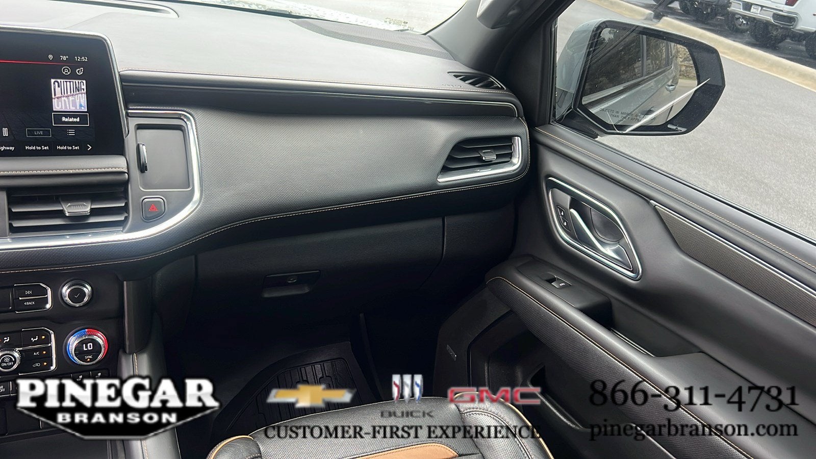 2023 GMC Yukon XL AT4