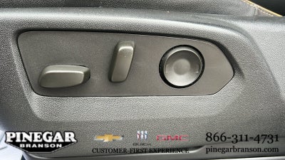 2023 GMC Yukon XL AT4
