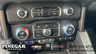 2023 GMC Yukon XL AT4