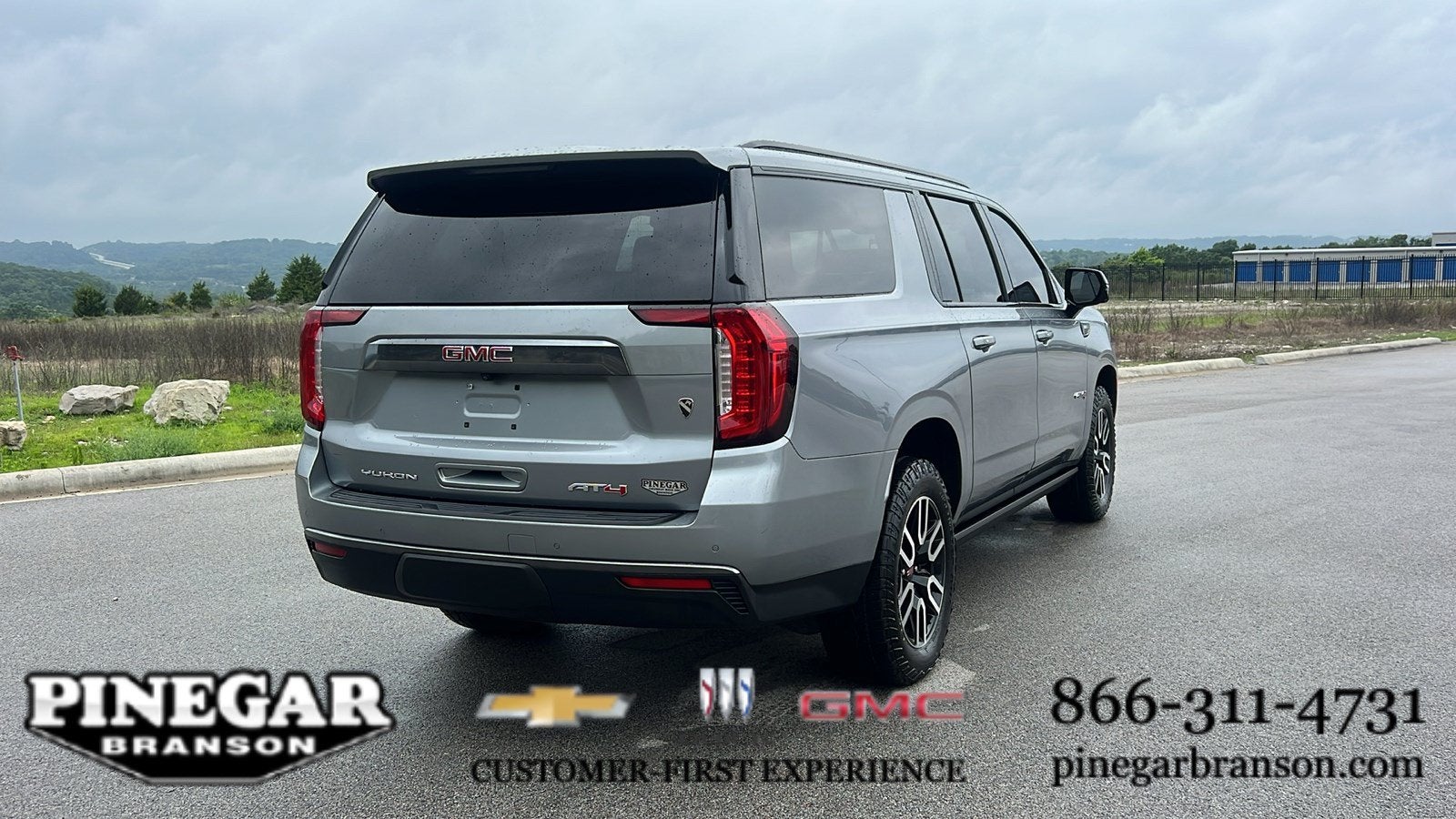 2023 GMC Yukon XL AT4