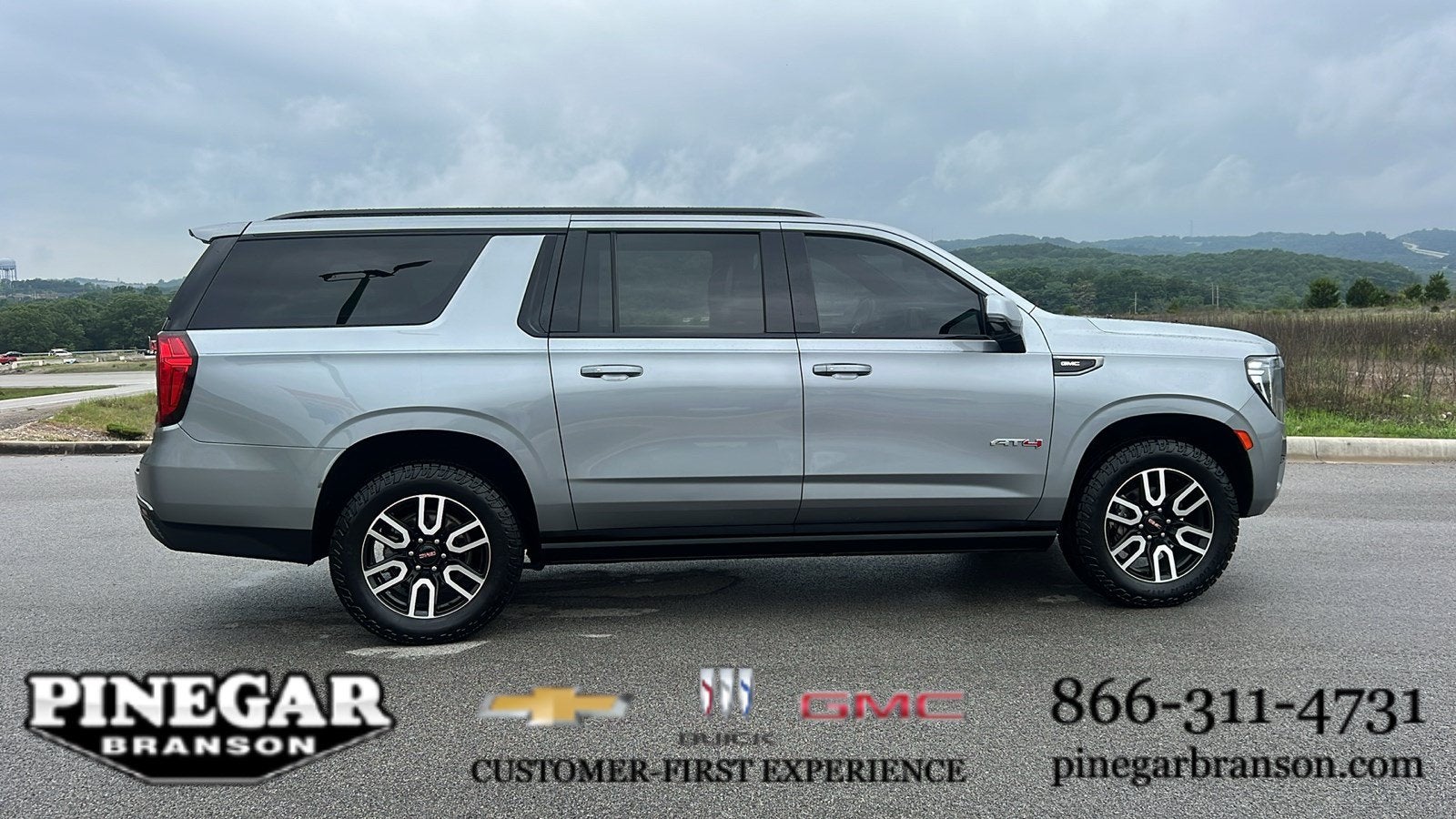 2023 GMC Yukon XL AT4