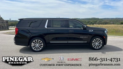 2023 GMC Yukon XL Denali