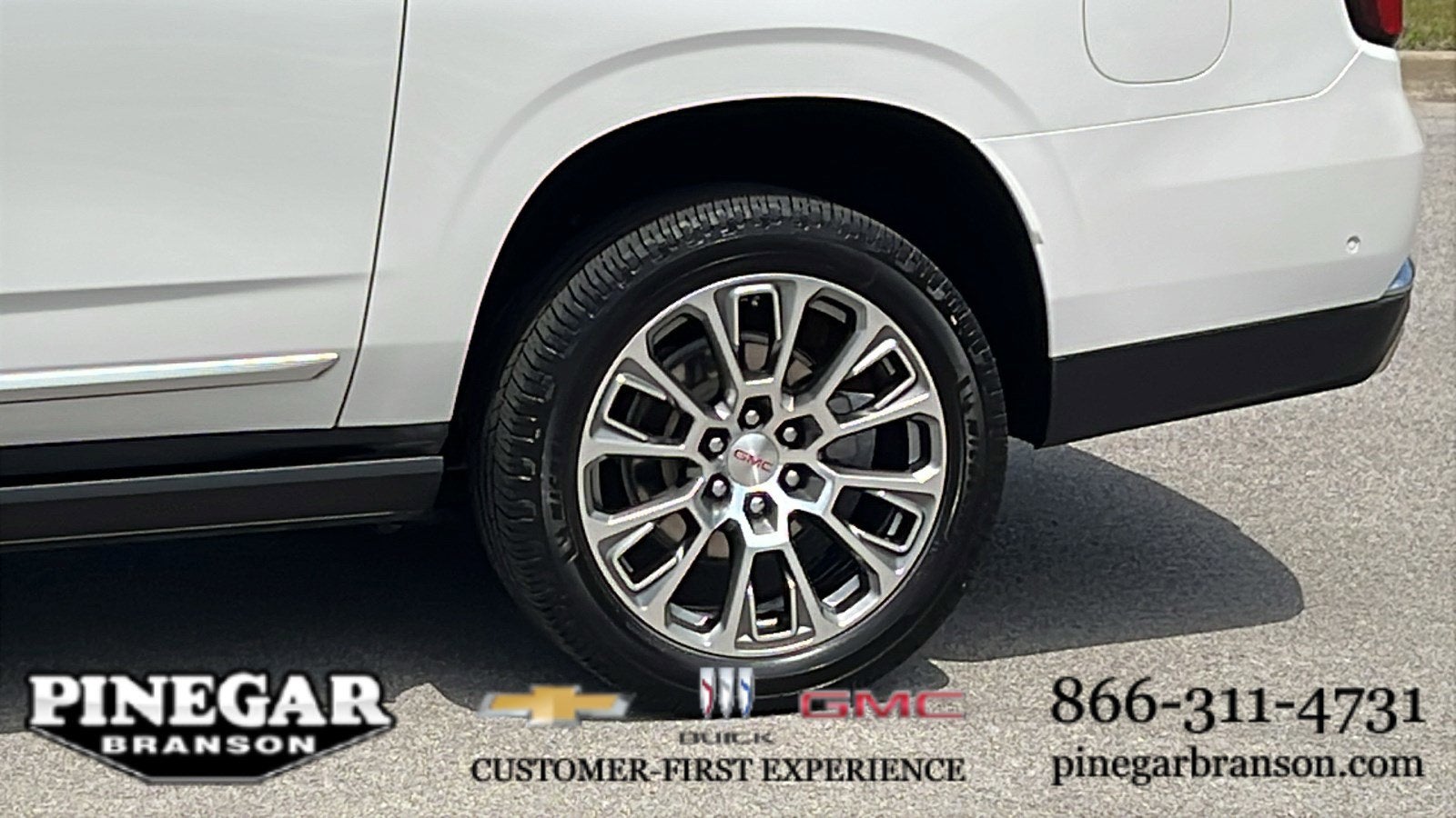 2025 GMC Yukon XL Denali