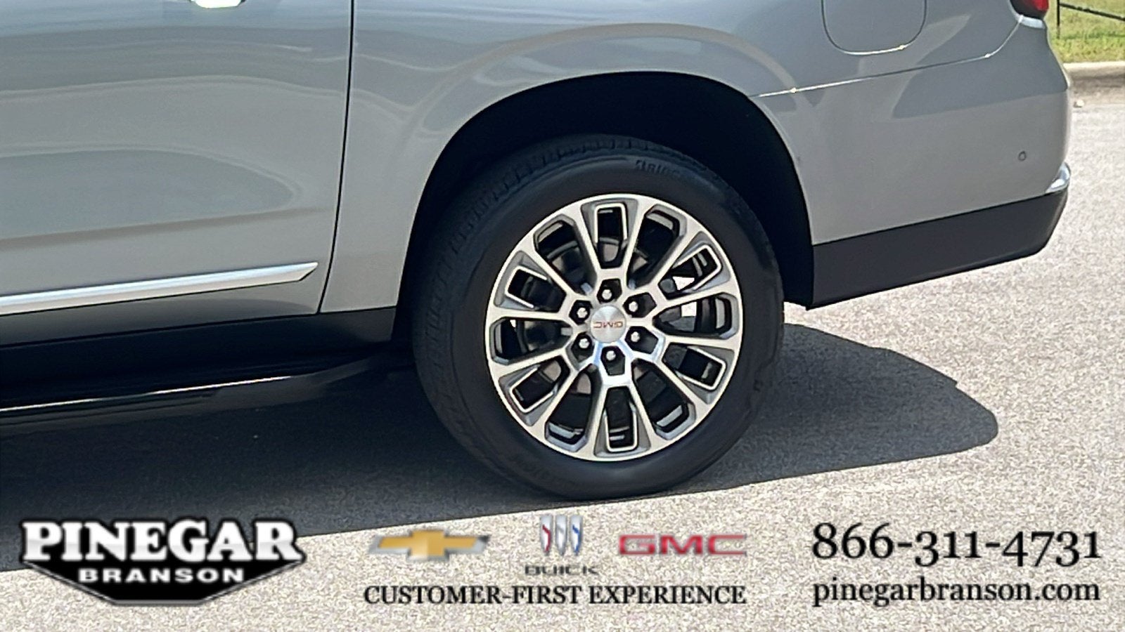 2025 GMC Yukon XL Denali