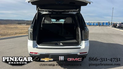 2025 Chevrolet Suburban Premier