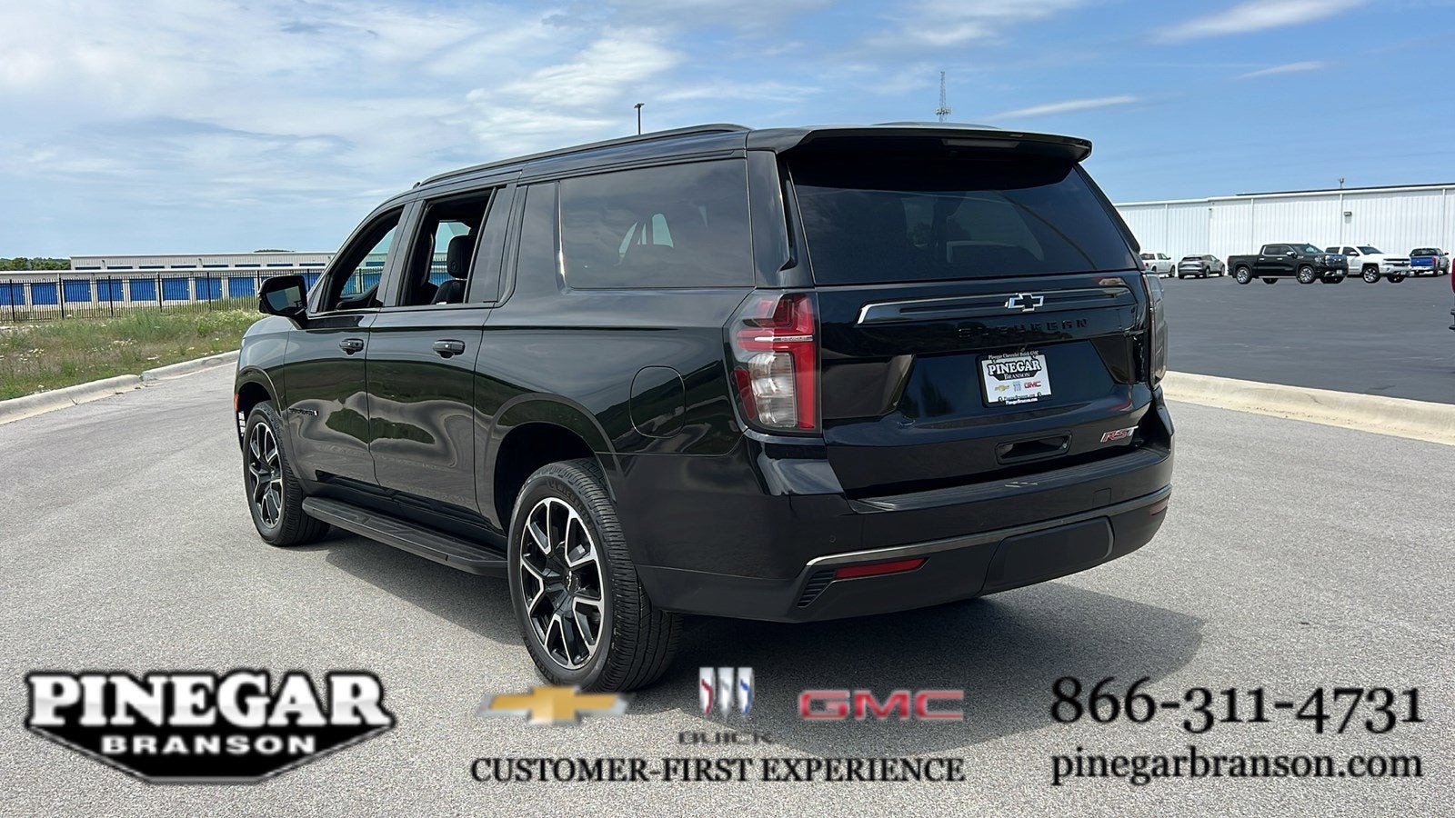 2022 Chevrolet Suburban RST