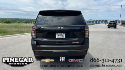 2022 Chevrolet Suburban RST