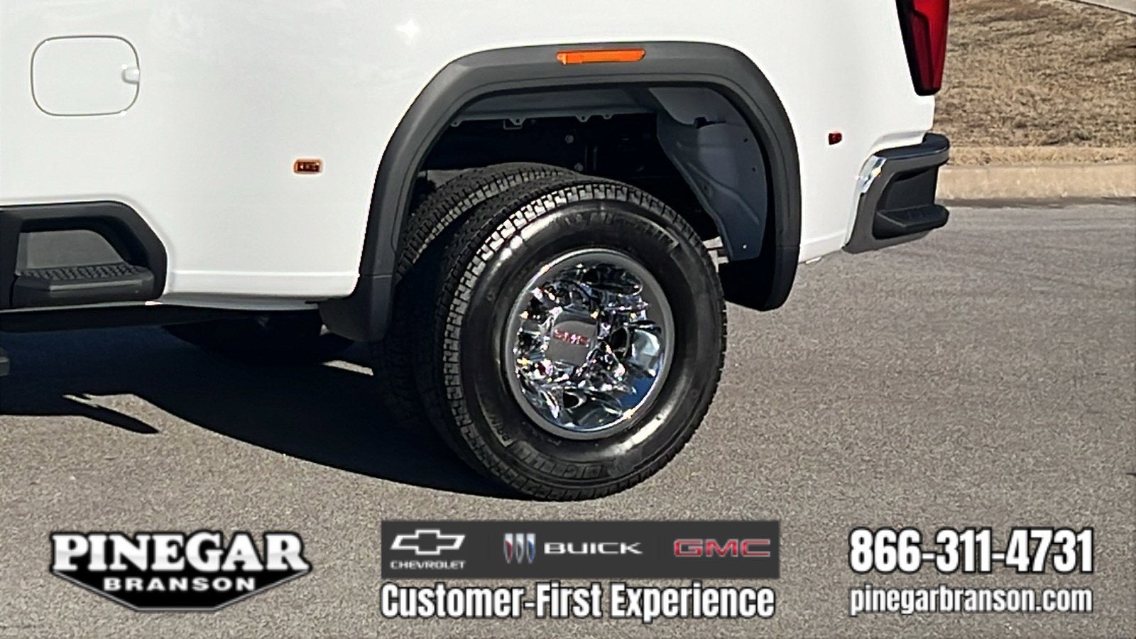 2026 GMC Sierra 3500 HD SLT DRW