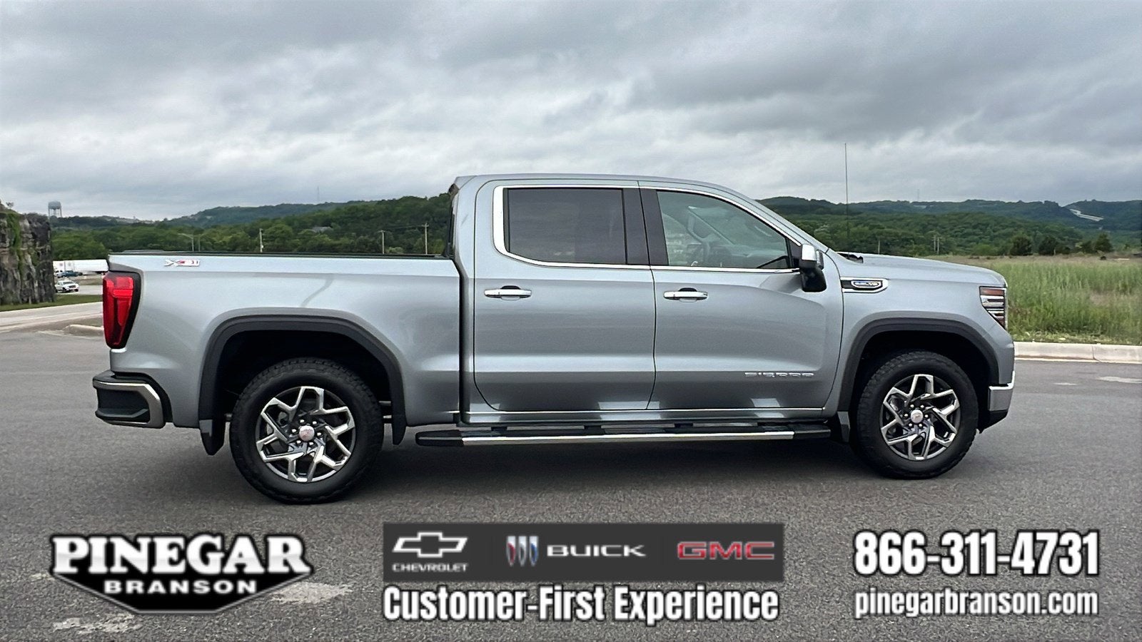 2026 GMC Sierra 1500 SLT