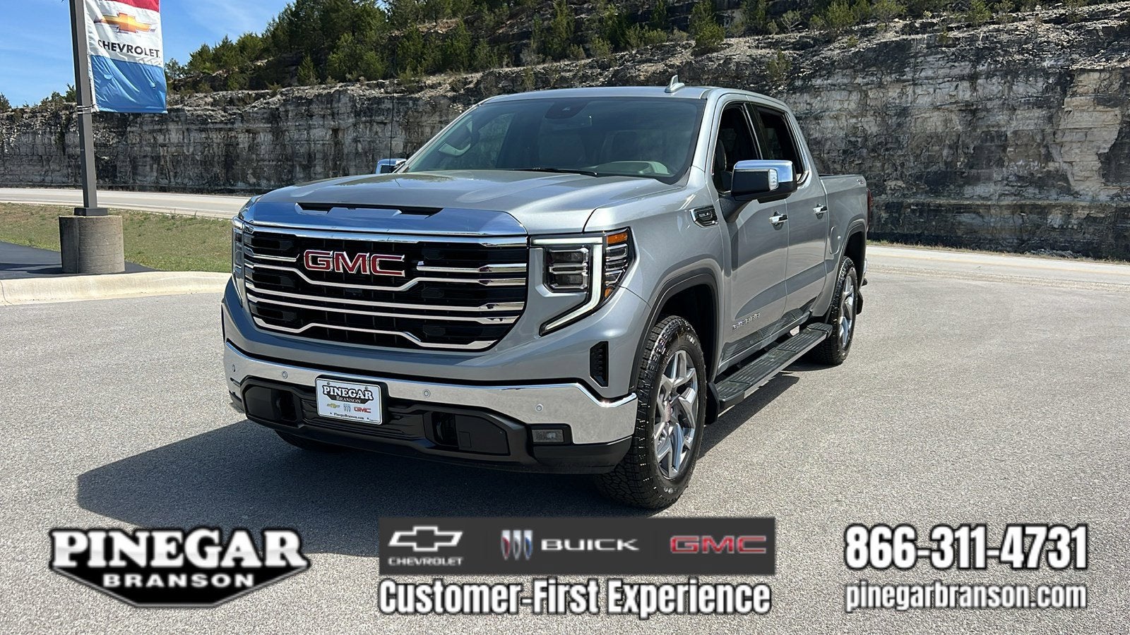 2026 GMC Sierra 1500 SLT