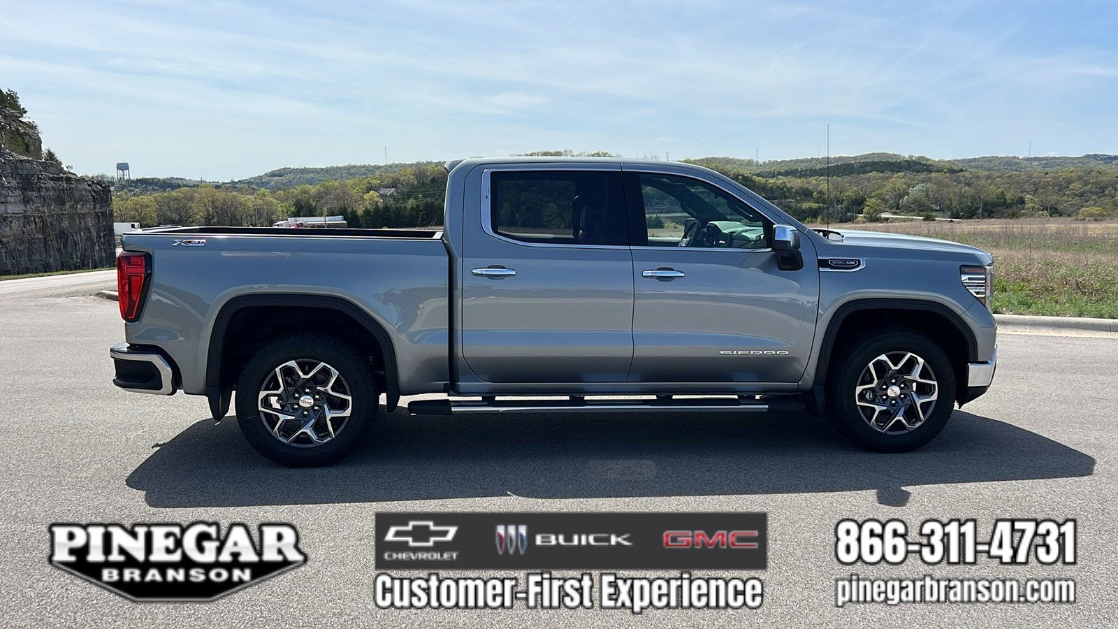 2026 GMC Sierra 1500 SLT