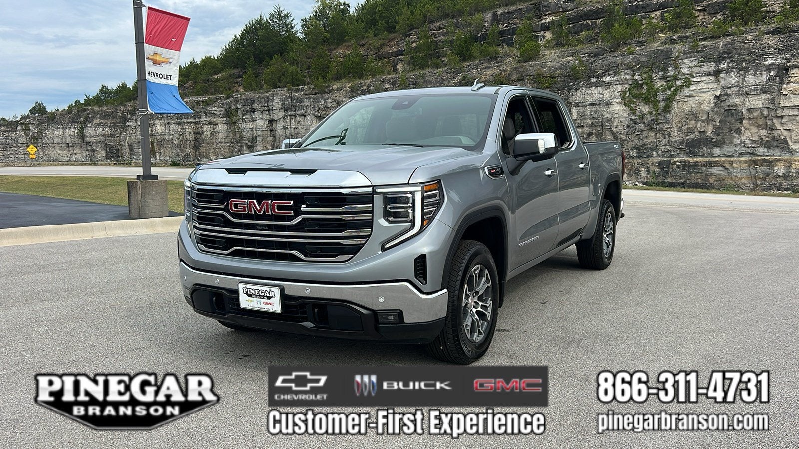 2026 GMC Sierra 1500 SLT