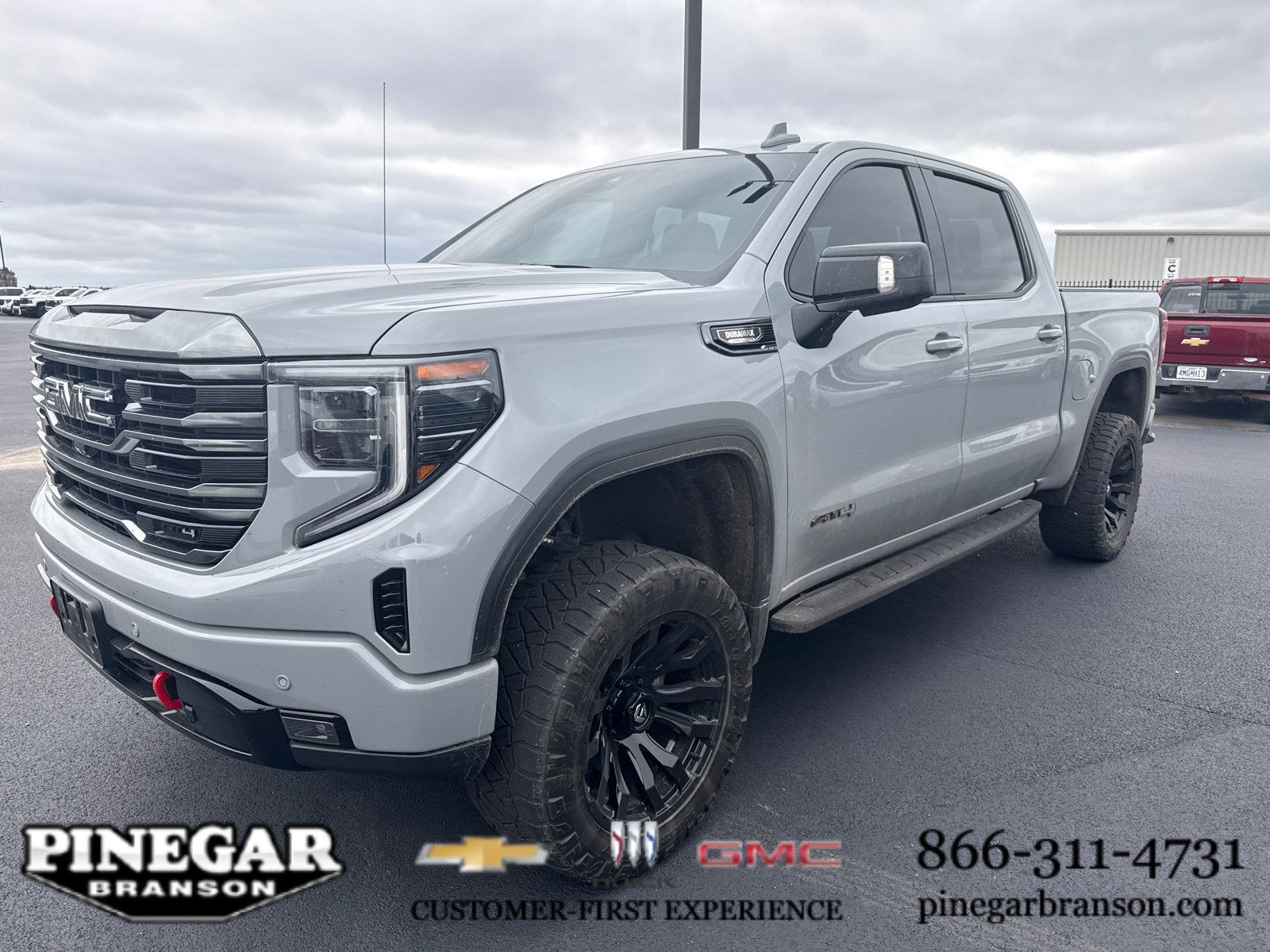 2024 GMC Sierra 1500 AT4