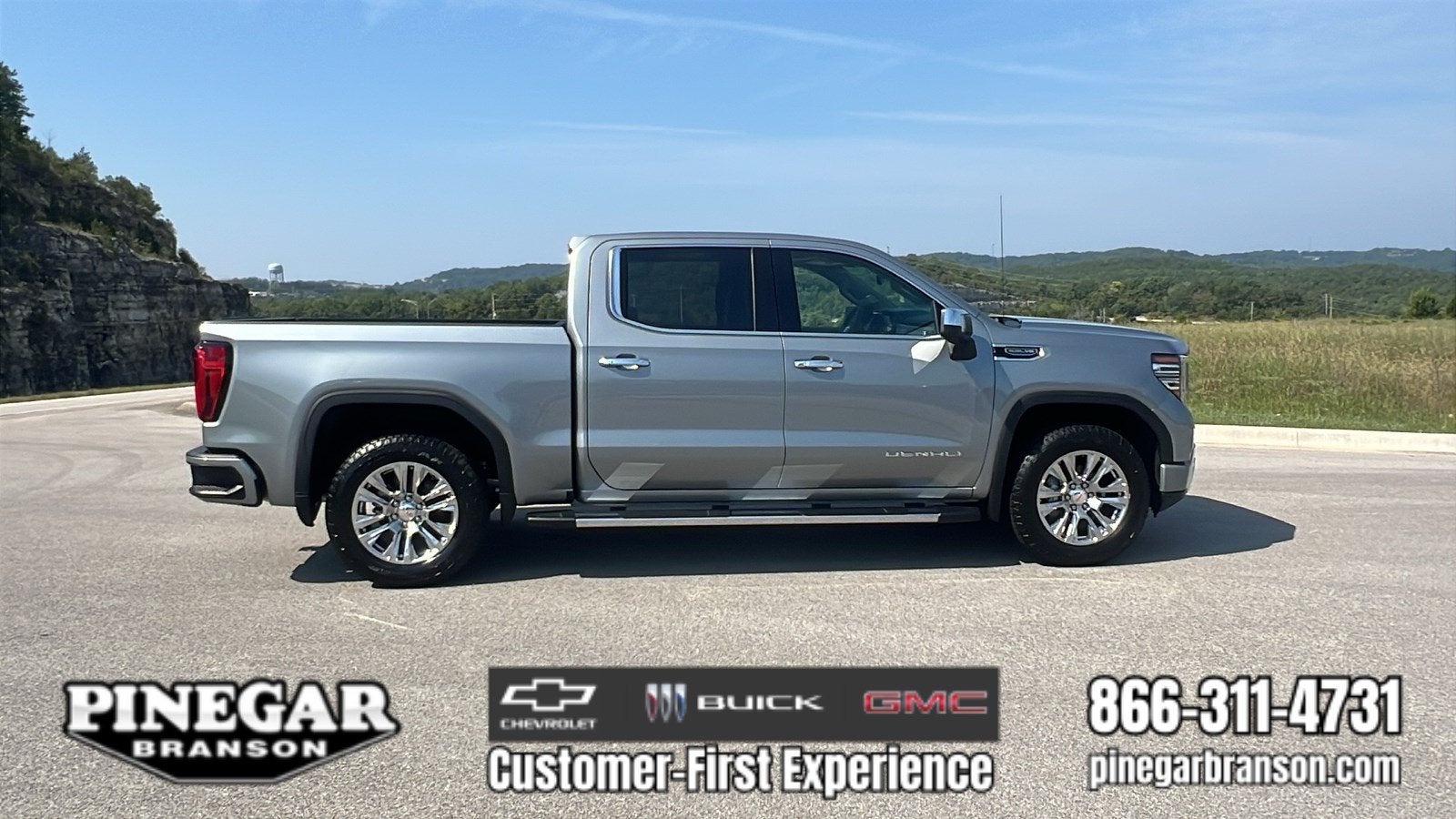 2026 GMC Sierra 1500 Denali - Photo 9