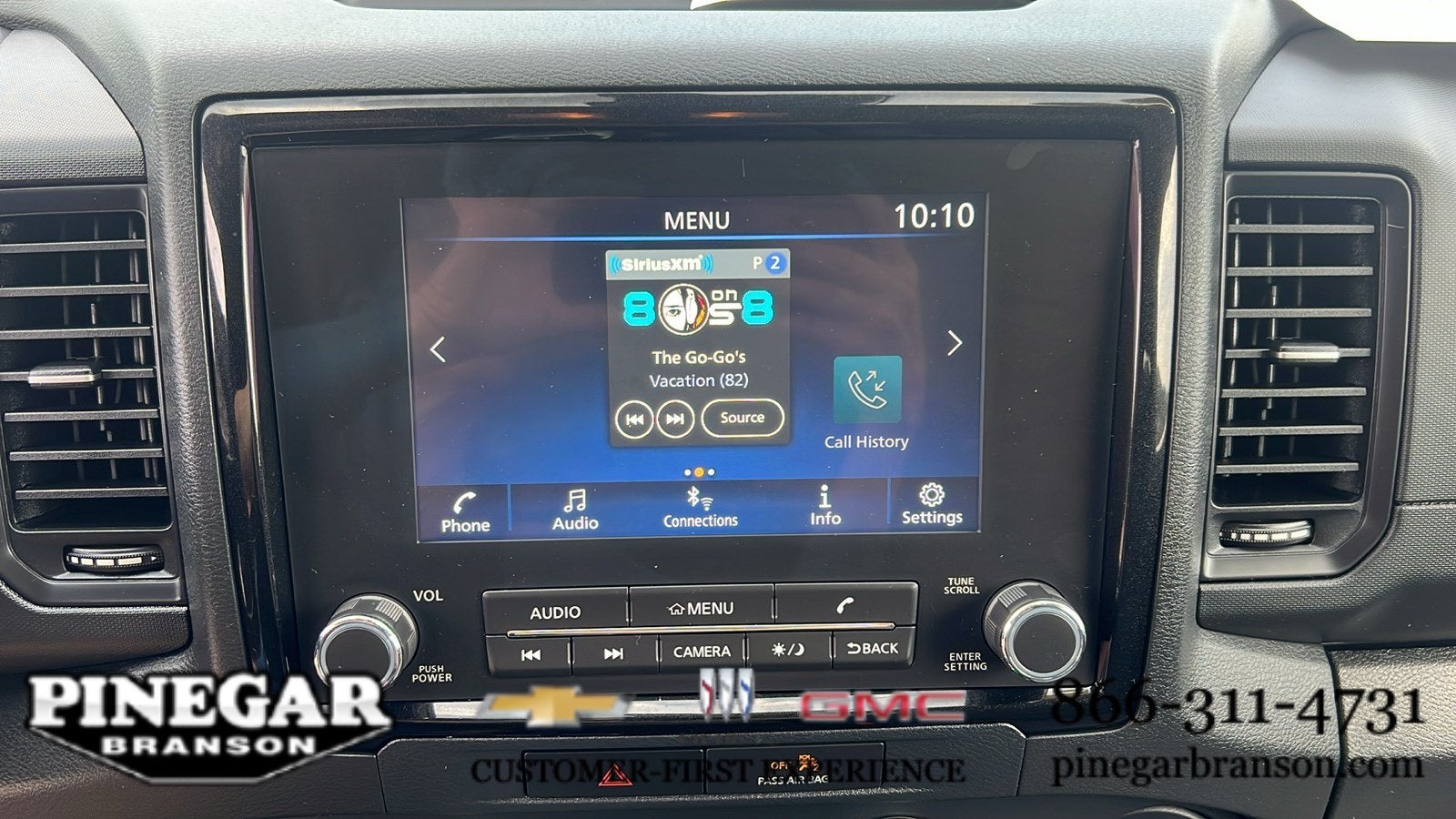 2022 Nissan Frontier S