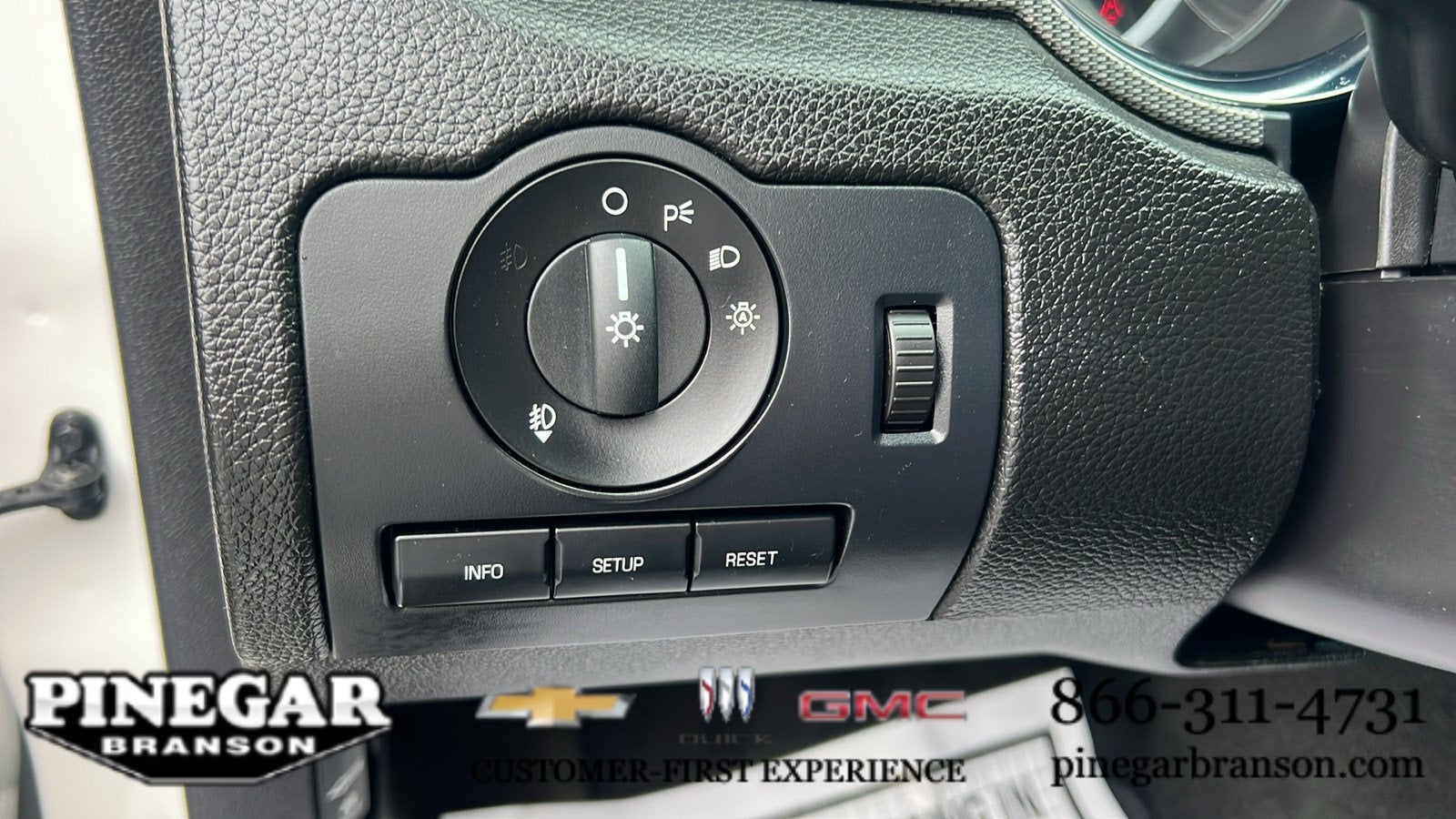 2012 Ford Mustang GT Premium