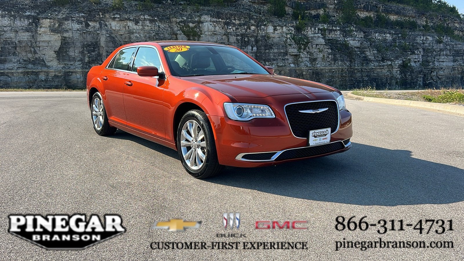2020 Chrysler 300 Touring L
