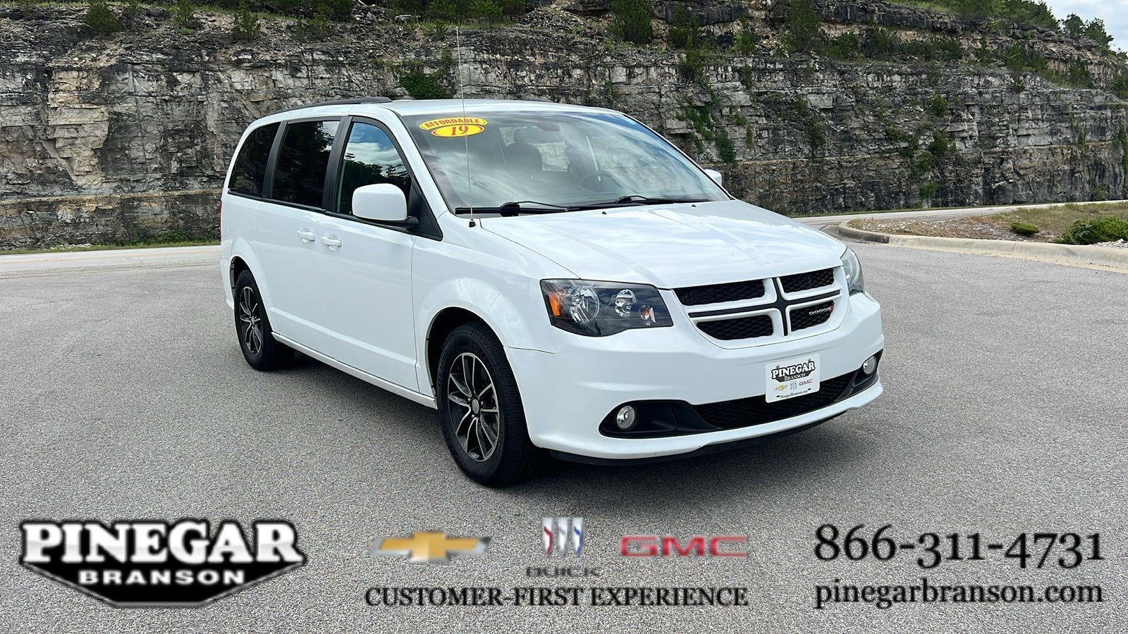 2019 Dodge Grand Caravan GT (Fleet)'s photo