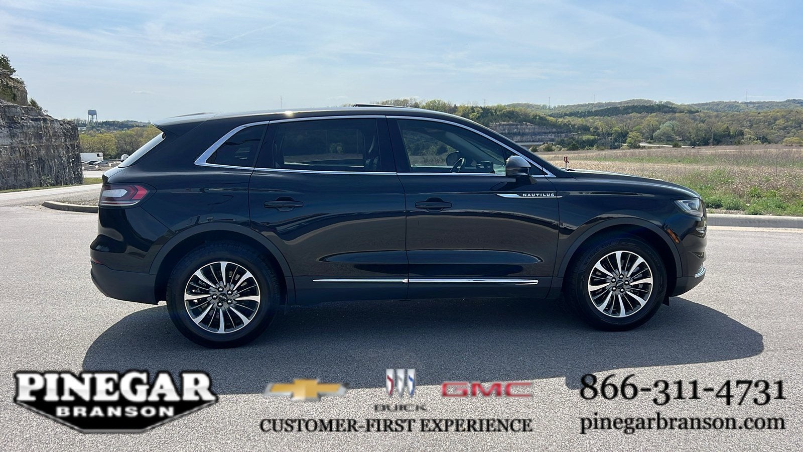 2023 Lincoln Nautilus Reserve