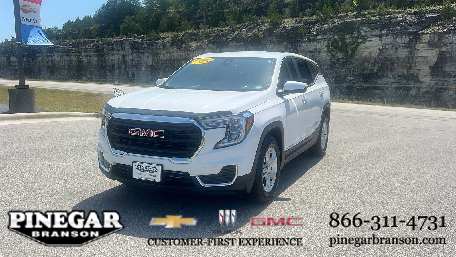 2024 GMC Terrain SLE