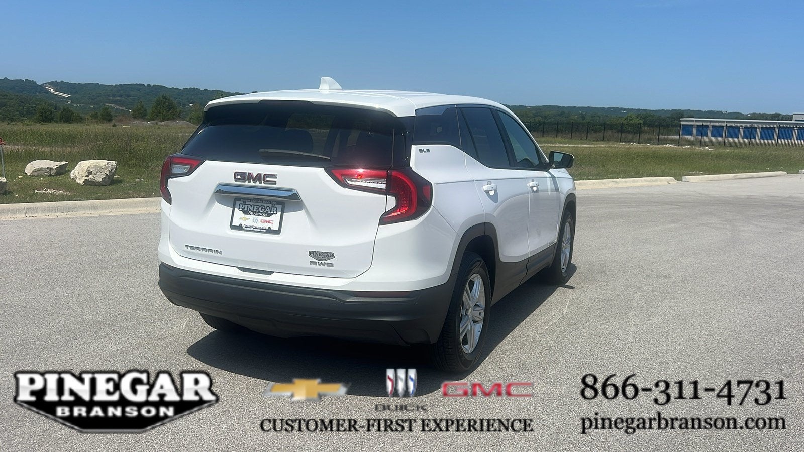 2024 GMC Terrain SLE