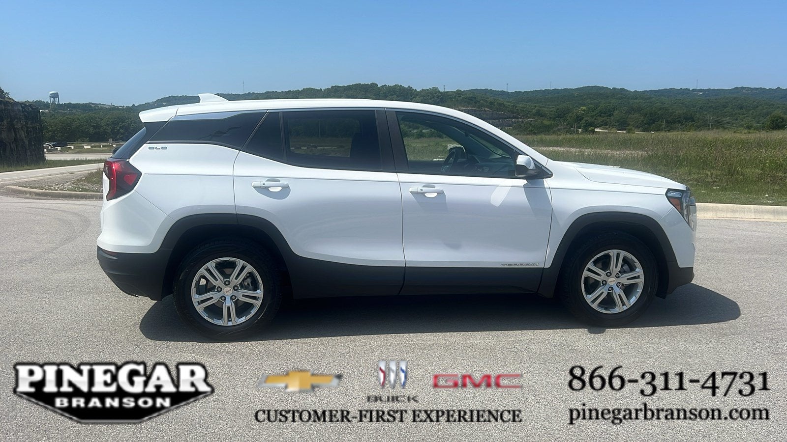 2024 GMC Terrain SLE
