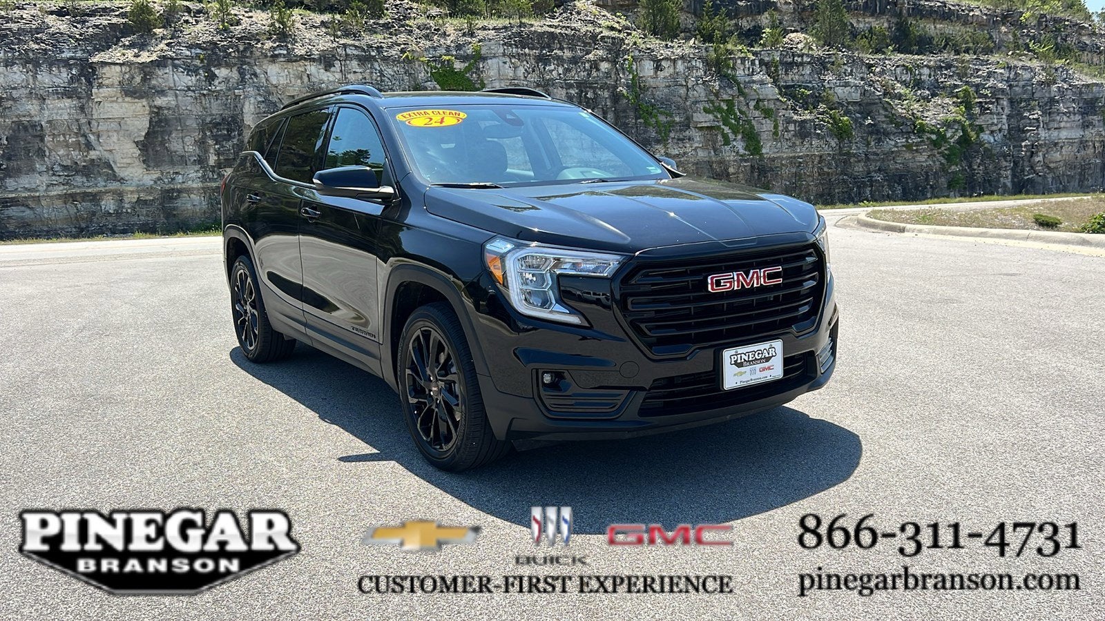 2024 GMC Terrain SLT