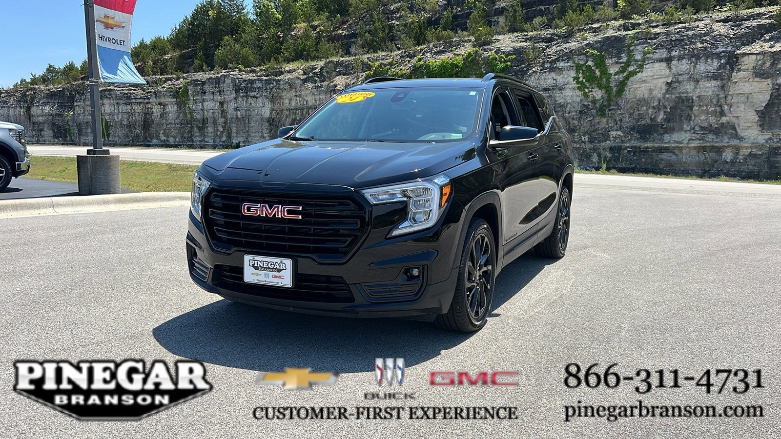 2024 GMC Terrain SLT
