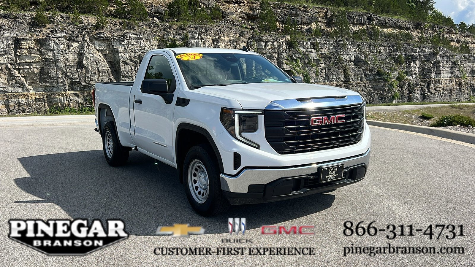 2024 GMC Sierra 2WD Regular Cab Standard Box Pro's photo