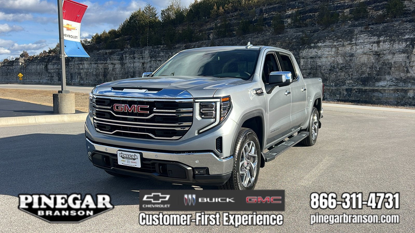 2026 GMC Sierra 1500 SLT